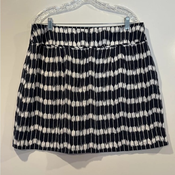 Ann Taylor Loft Navy Blue White Linen‎ Blend Ikat Print Skirt Womens 14 (1267) - Picture 2 of 4